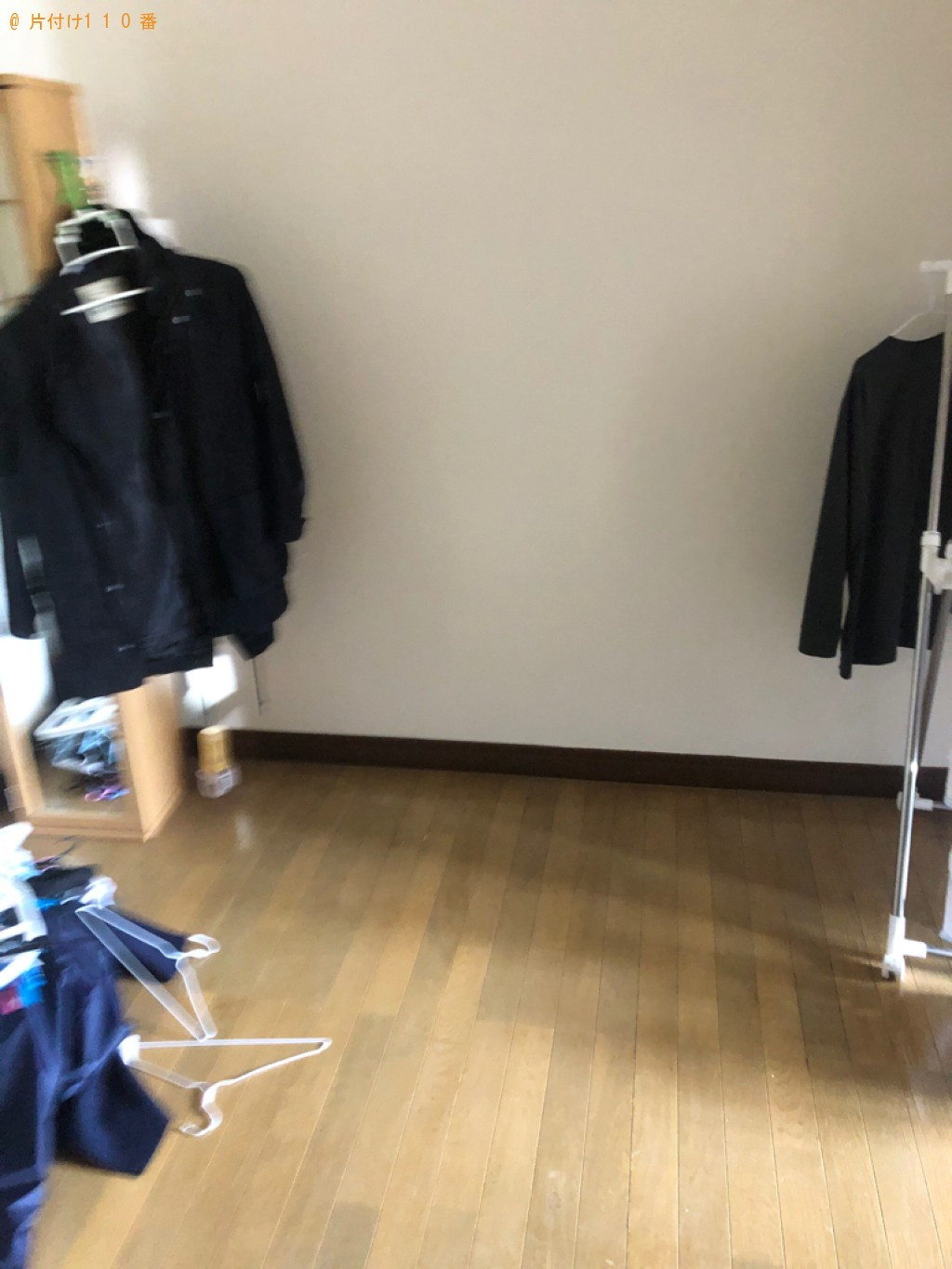 ハンガーラック、シングルベッド、電気カーペット等の回収・処分