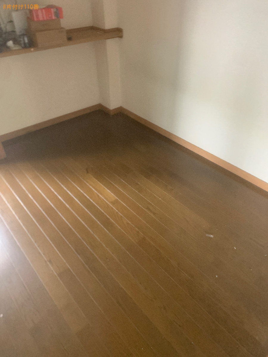 マットレス付きシングルベッド、洗濯機、食器棚、PCデスク等の回収